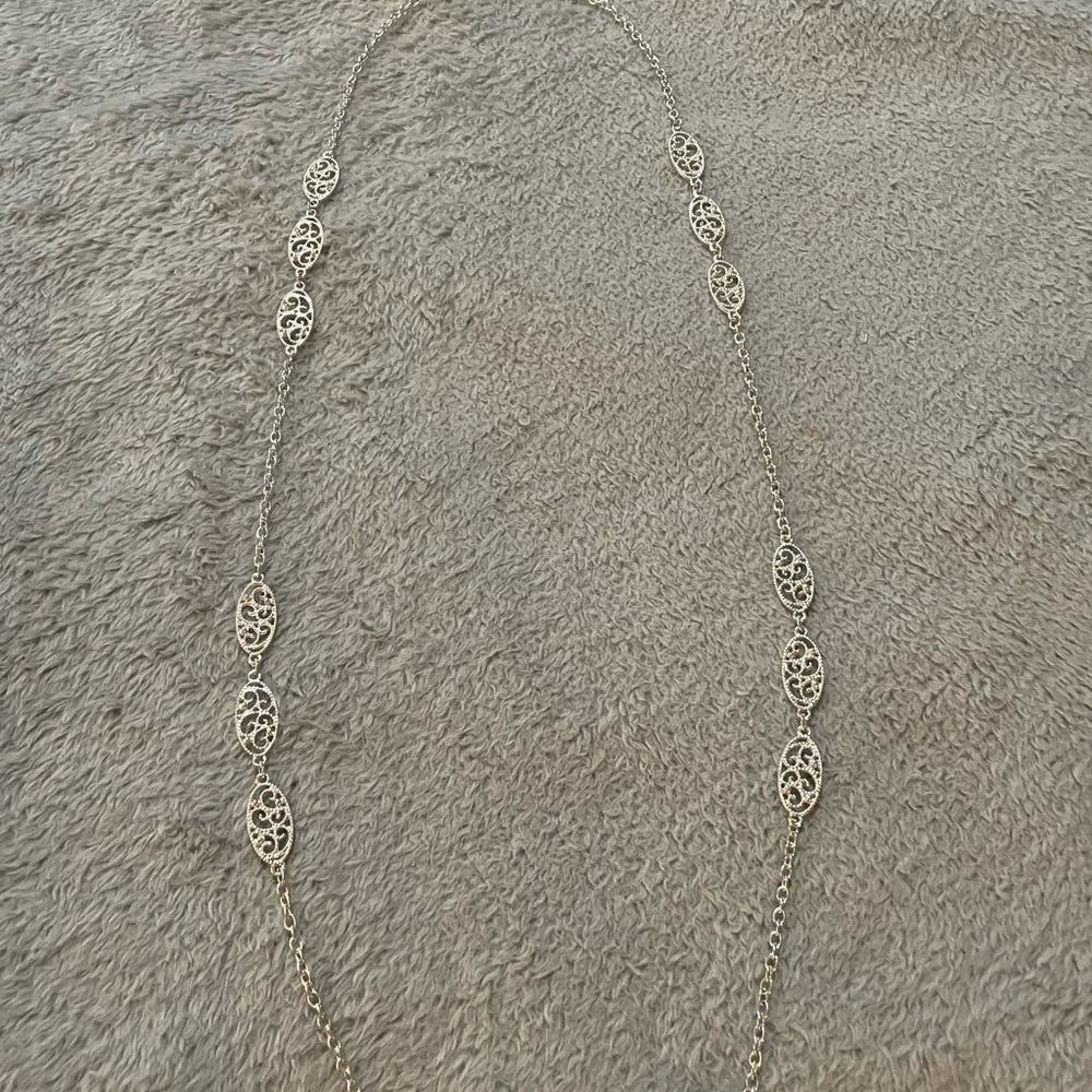 Elegant Gold Chain Necklace